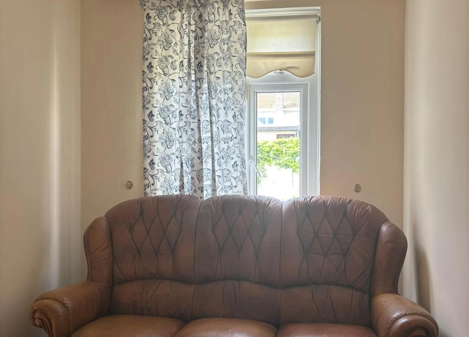Superb Double Room Near Airport - 3 Dublin Penzion